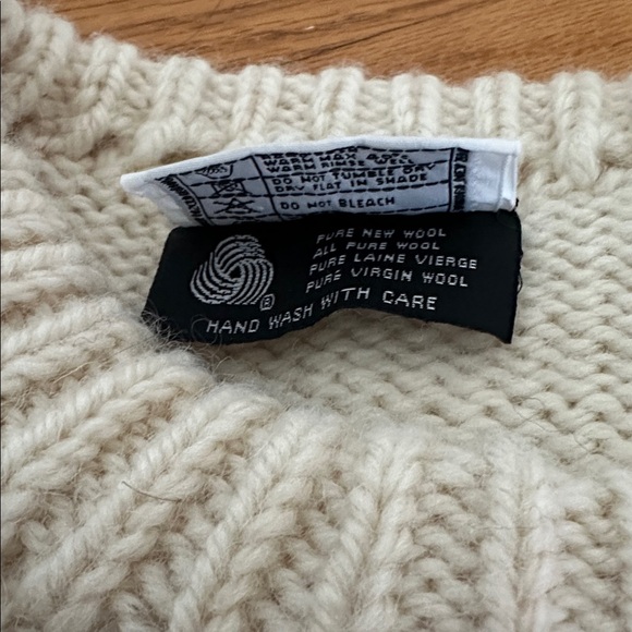 Vintage BABO Intarsia Sweater with Sheep and Mountains - Picture 8 of 8